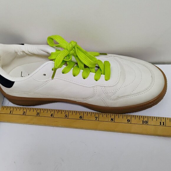 NEW Nicole Miller Sneakers Skate Shoes Women 10M White Pink Retro - Picture 7 of 9